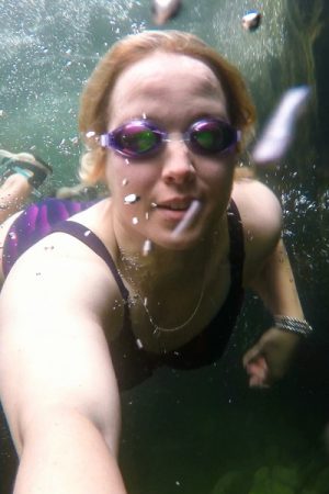 VIMFF my big white thighs 2 600x600