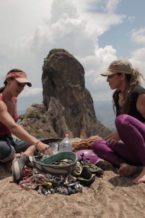 women are mountains vimff 2019 FEATURED